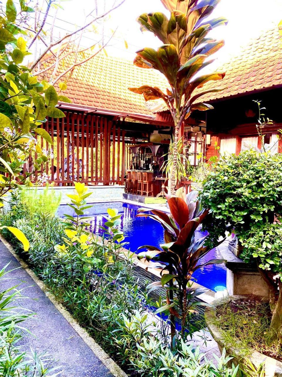 Wait Garden Cottage Toyapakeh Exterior photo